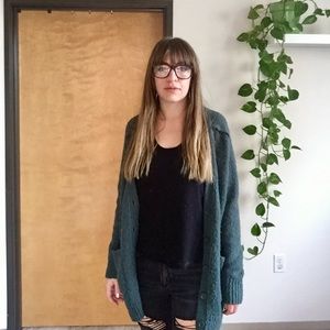 Out-of-the-ordinary Cardigan